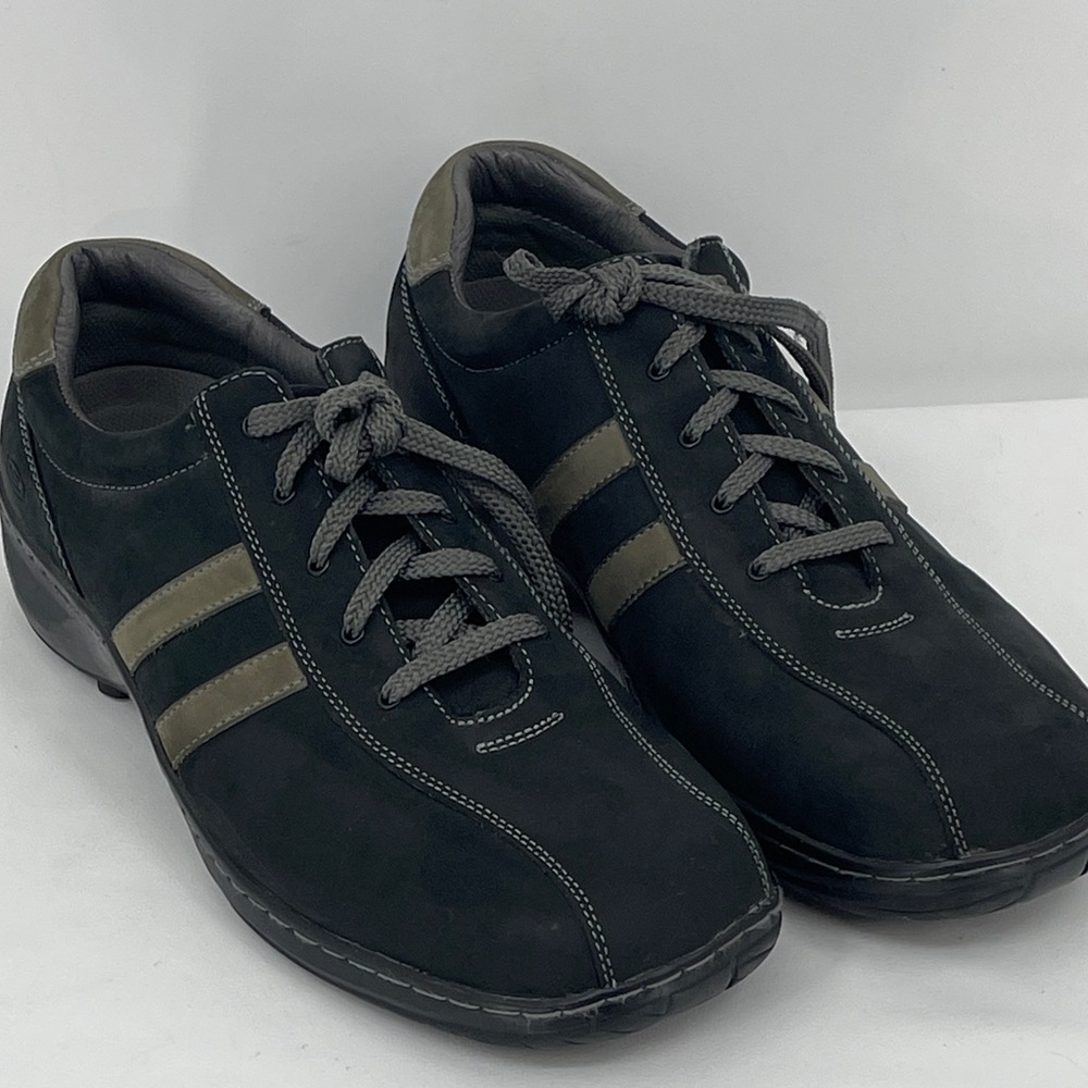 SKECHERS Men's Black and Gray Casual Shoes SIZE 14